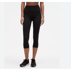 LULULEMON Wunder Train High-Rise Crop 21” Black Size 2
